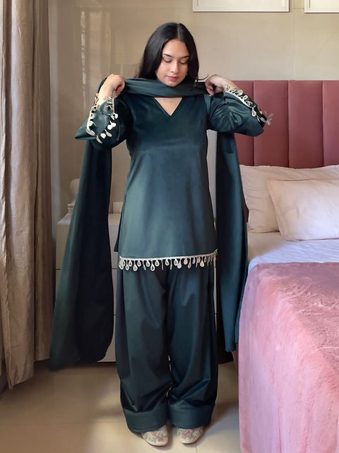 Trendy Farsi suit